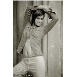 martina_foy8wm.jpg
Poet zobrazen: 1338 (6550.1712 dn) pr.=0.2043
Rozmr: 398 x 600 pixel
Velikost: 58.25 kB